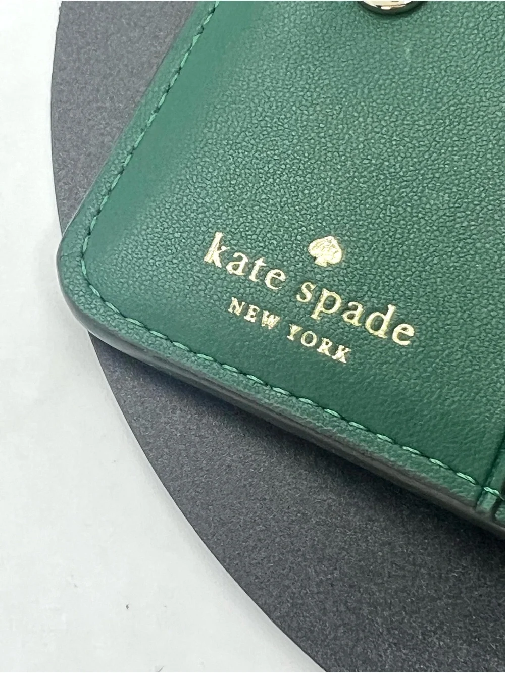 Kate Spade New York Green Zip Around Wallet Coin Purse Compact Wallet